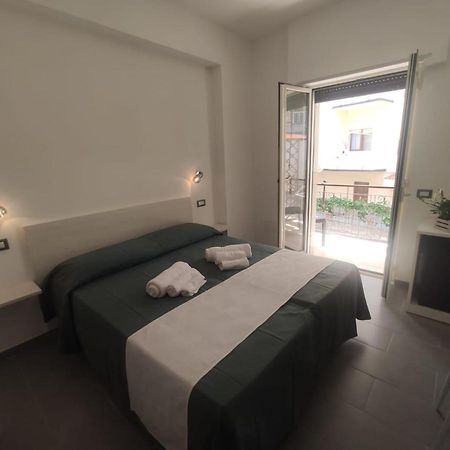 Ninfea Tropea City Rooms Екстериор снимка